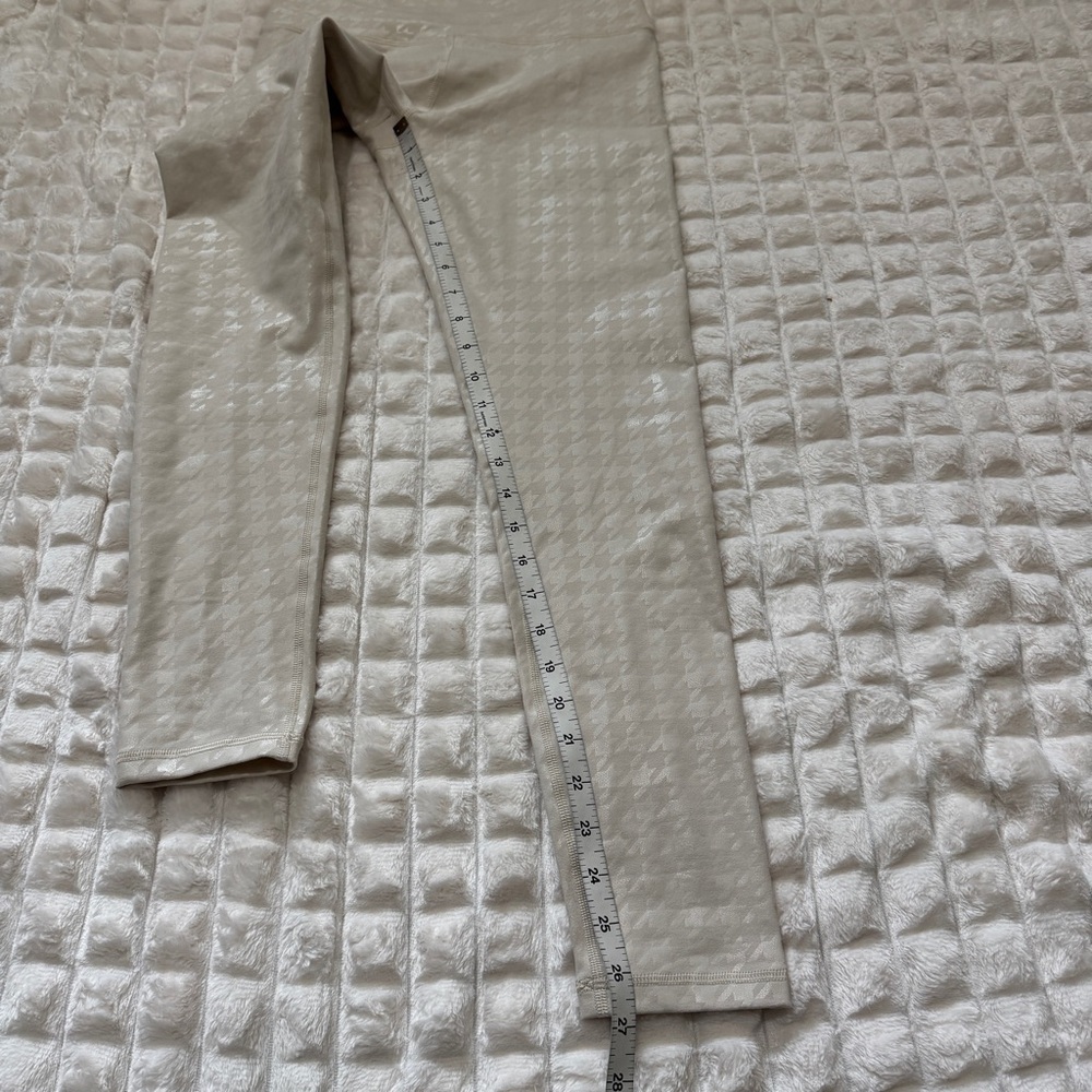 NEW Aerie Offline Medium Cream Houndstooth Ankle Leggings - Picture 9 of 11